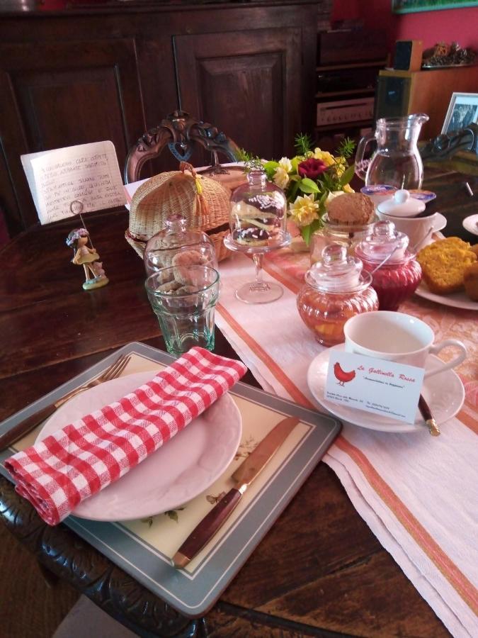 B&B La Gallinella Rossa Baschi Экстерьер фото